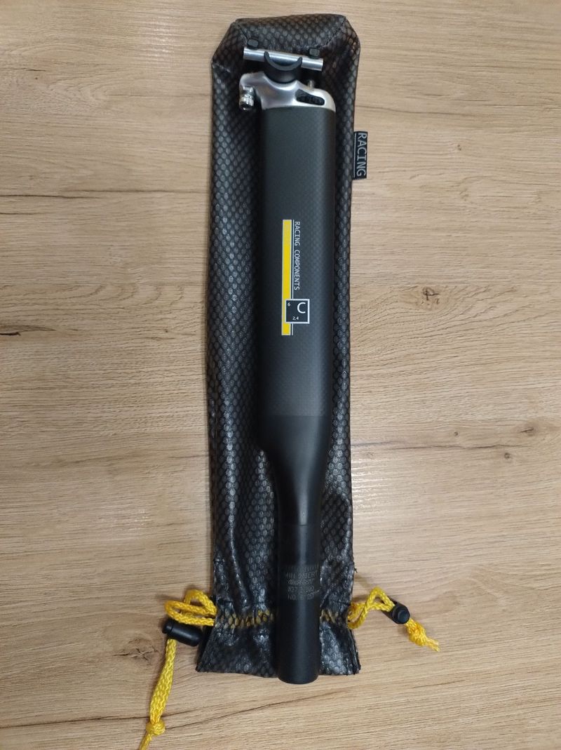 Brugt Giant Racing Components Carbon Seatpost Saddles & Seatposts