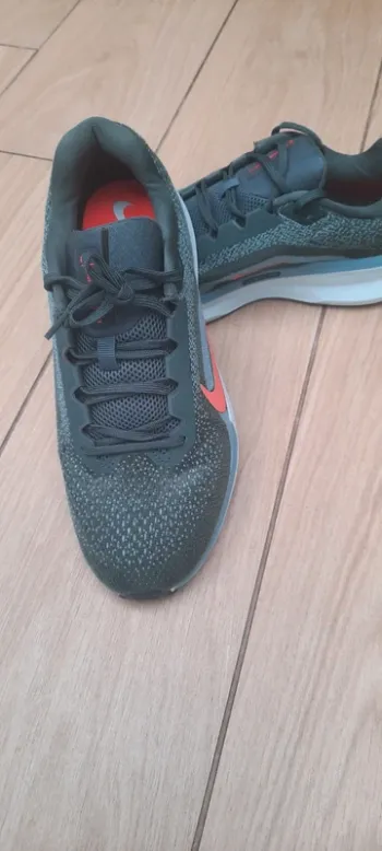Brugt Nike Air Winflo 11 bike — billede 2 af 4