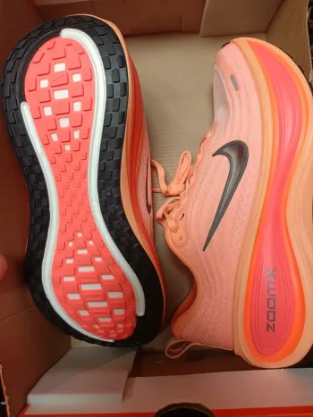 Nike Vomero Plus bike usato — immagine 3 di 6