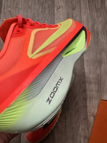Used New Balance Zoom Fly 6 bike — image 4 of 6