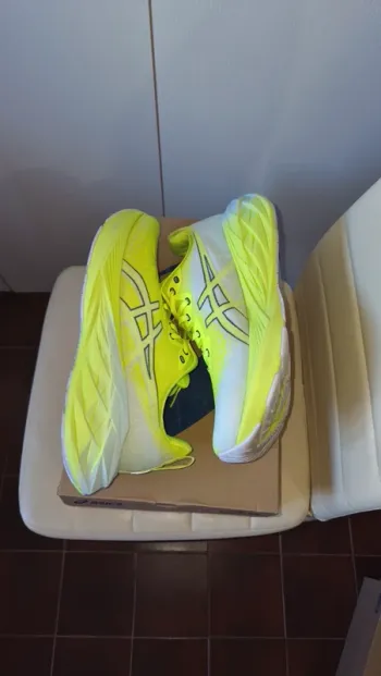 Brugt Asics Novablast 4 bike