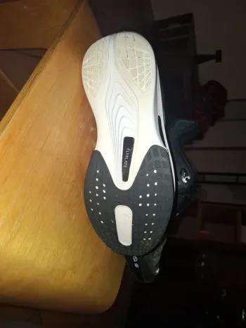 Used Nike Zoom Fly 6 bike — image 3 of 4