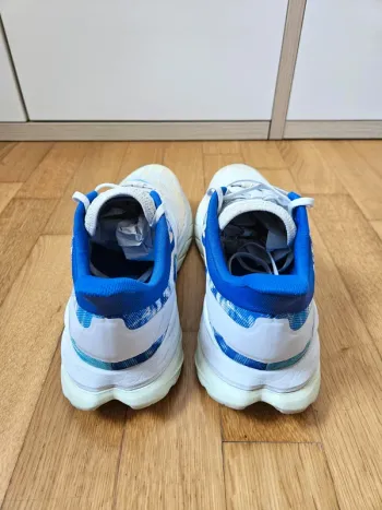 Gebrauchtes Hoka Mach 4 bike — Bild 3 von 6