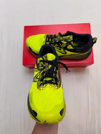 Gebrauchtes New Balance Dynasoft Nitrel v5 bike — Bild 2 von 12