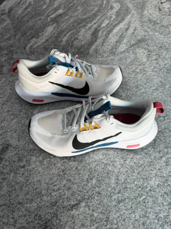 Używany Nike Running Shoes bike — zdjęcie 2 z 7