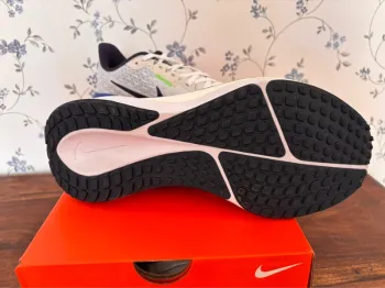 Brugt Nike Vomero 17 bike — billede 7 af 12