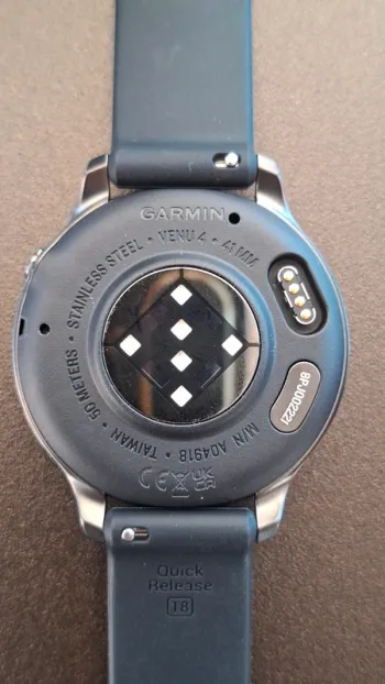 Garmin Venu 4 bike d'occasion — image 2 sur 5