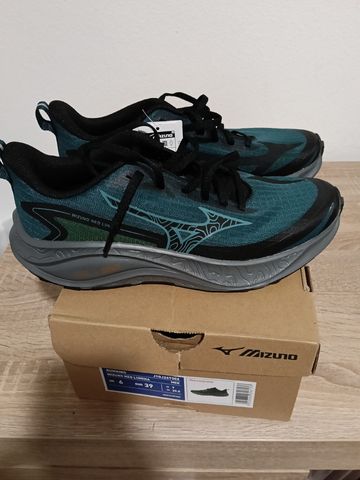 Used Mizuno neo lumina 2025 Running Shoes