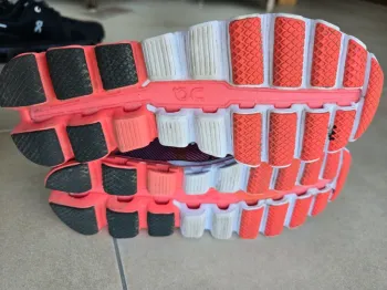 Gebrauchtes On Running Cloudflow bike — Bild 10 von 11
