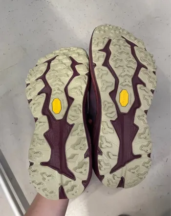 Gebrauchtes Hoka Speedgoat 6 bike — Bild 2 von 2