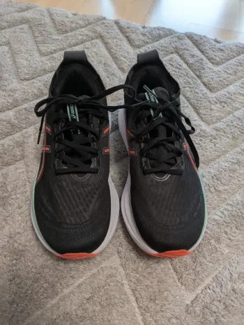Asics Gel Nimbus 27 bike de segunda mano — imagen 2 de 14