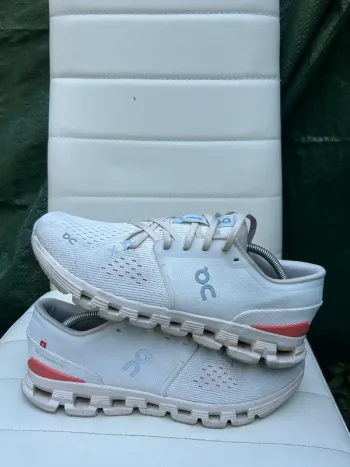 Used On Running Cloud X 4 bike — image 6 of 10