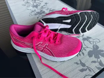 Used Ideal ASICS GT-1000 11 bike — image 2 of 5