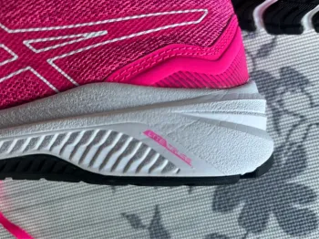 Used Ideal ASICS GT-1000 11 bike — image 4 of 5