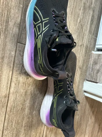 Used Asics Gel nimbus 25 bike — image 5 of 5