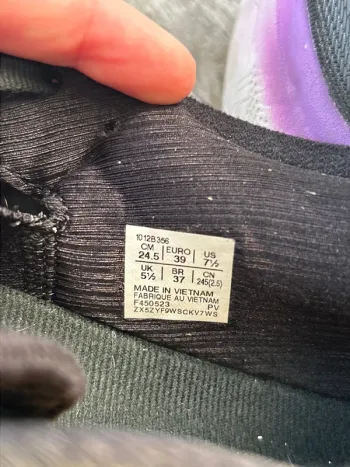Used Asics Gel nimbus 25 bike — image 4 of 5