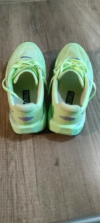 New Balance FuelCell Rebel v5 bike de segunda mano — imagen 4 de 6