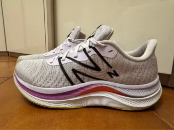 Gebrauchtes New Balance FuelCell Propel V4 bike