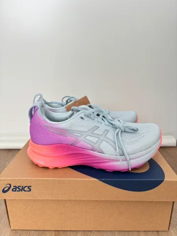 Used Asics Gel Kayano 32 bike — image 2 of 2
