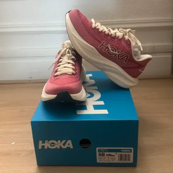 Brugt Hoka Mach 7 bike