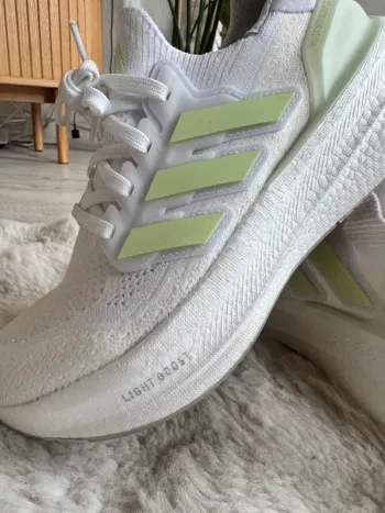 Używany Adidas Ultra boost bike — zdjęcie 3 z 6
