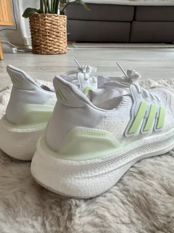 Używany Adidas Ultra boost bike — zdjęcie 4 z 6