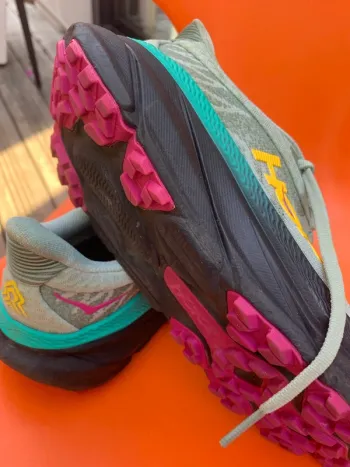 Used Hoka Challenger ATR 7 bike — image 3 of 6