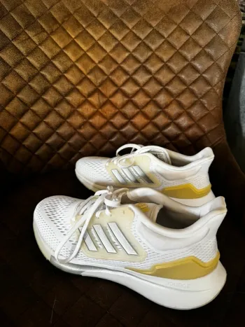 Używany Adidas EQ21 Run bike — zdjęcie 2 z 6
