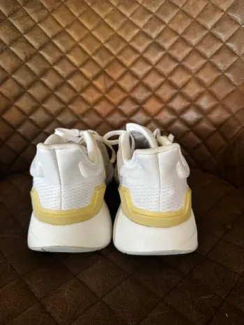 Używany Adidas EQ21 Run bike — zdjęcie 4 z 6
