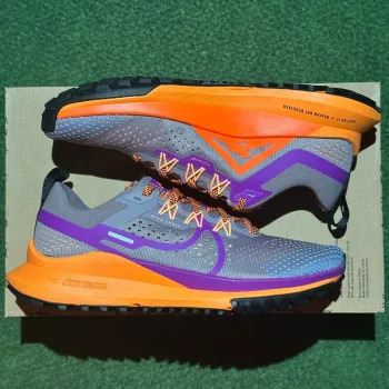 Used Lightweight Nike React Pegasus Trail 4 2022 bike — image 8 of 9