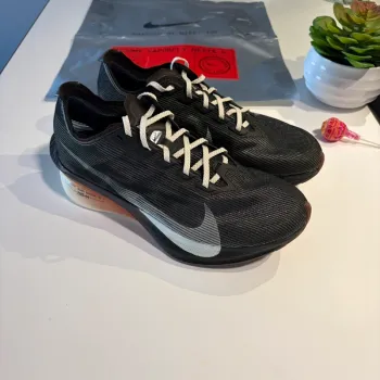 Używany Nike ZoomX Vaporfly Next% 4 bike