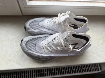 Używany Nike Air ZoomX Vaporfly bike