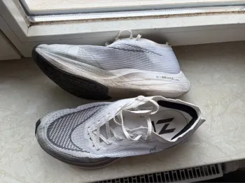 Gebrauchtes Nike Air ZoomX Vaporfly bike — Bild 3 von 11