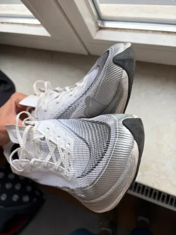 Gebrauchtes Nike Air ZoomX Vaporfly bike — Bild 10 von 11