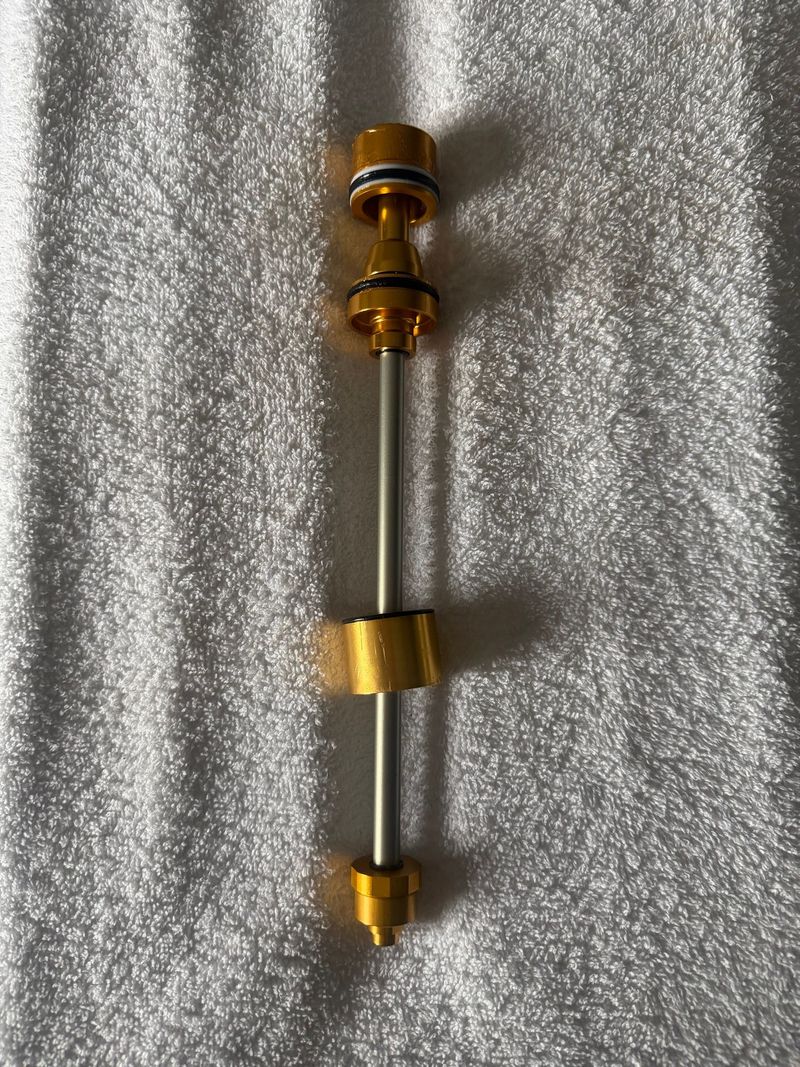 RockShox ZEB DebonAir+ A1+ Air Shaft Fork de segunda mano