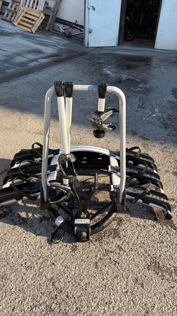 Used Thule Ew g2 bike — image 3 of 3