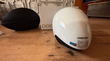 Tweedehands POC Cerebel Helmet 2026 bike — afbeelding 2 van 6