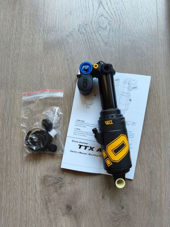 Öhlins TTX2 Air 205x65 2026 bike de segunda mano