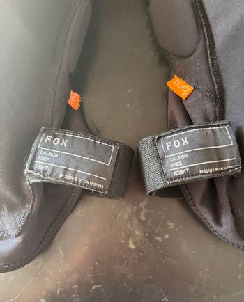 Gebrauchtes Fox Launch knee guard bike — Bild 3 von 10