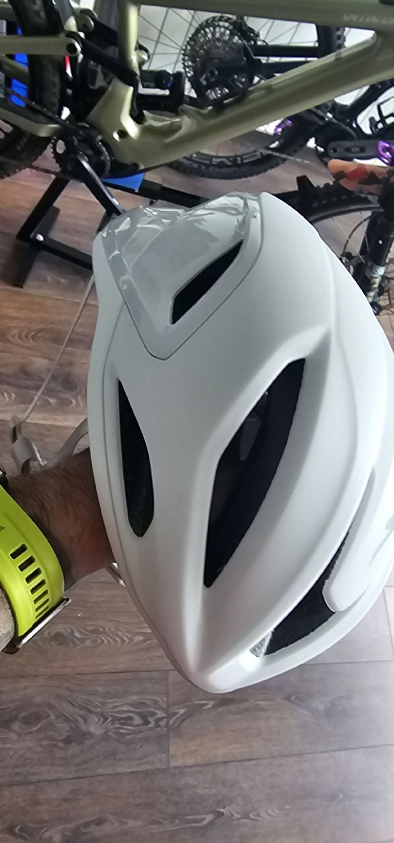 Used Specialized Propero 4 MIPS Helmet 2025 bike — image 7 of 7