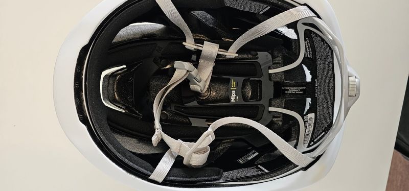 Used Specialized Propero 4 MIPS Helmet 2025 bike — image 3 of 7