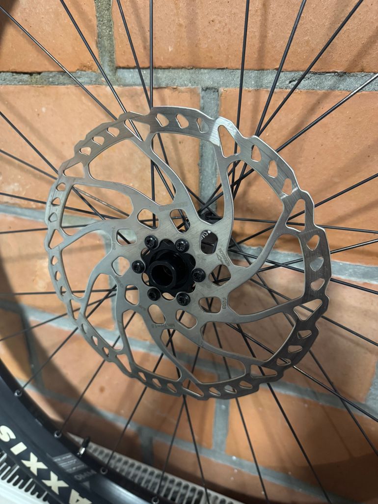 Brugt Dt Swiss M1900 Spline Superboost bike — billede 6 af 11