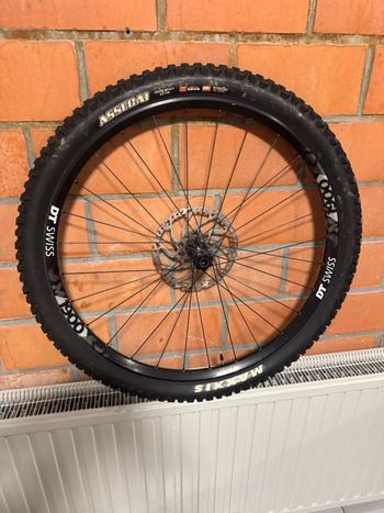 Used Dt Swiss M1900 Spline Superboost bike