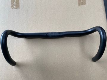 Brugt Giant Carbon Handlebar 2026 Cockpit