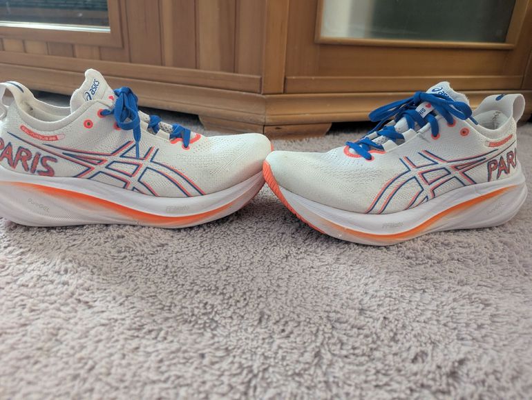 Brugt Asics Nimbus 26 2025 bike — billede 4 af 7