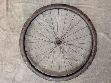 Used token Ventous Carbon Disc Wheelset 2024 bike — image 3 of 10