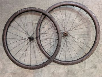 Used token Ventous Carbon Disc Wheelset 2024 bike — image 10 of 10