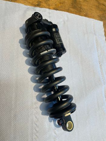Gebrauchtes RockShox Deluxe Coil Select 2024 bike