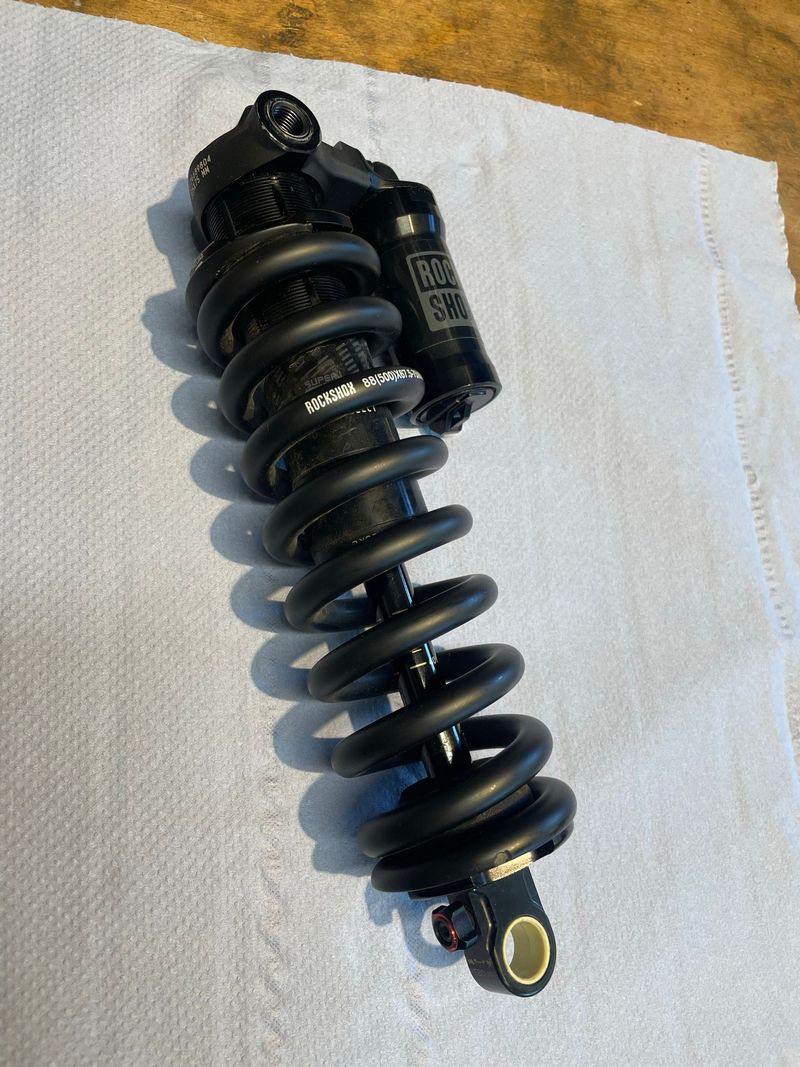 RockShox Deluxe Coil Select 2024 Rear Suspension d'occasion