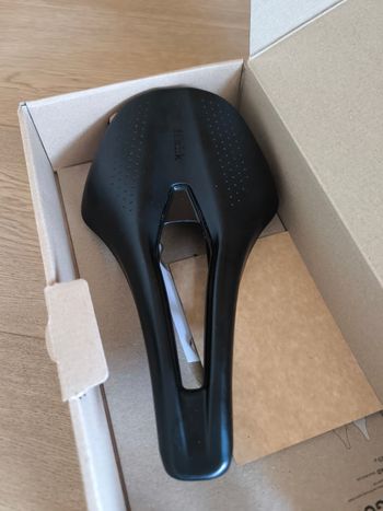 Używany Fizik Tempo Argo R3 2025 bike